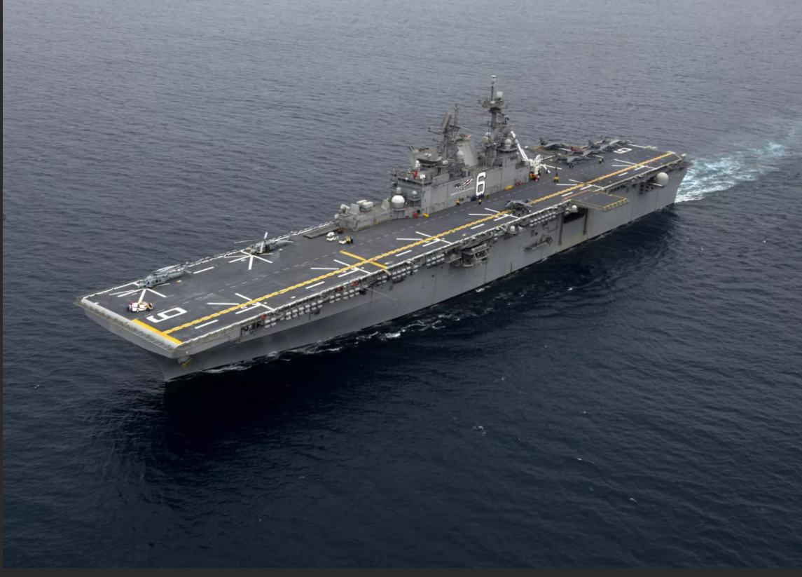 Китайский вертолетоносец тип 075. Десантный корабль хуан карлос. Вертолетоносец wasp. Корабль uss kearsarge. Универсальный десантный корабль америка.