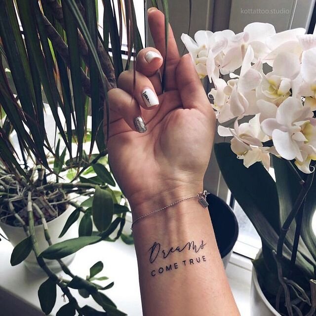 Зажившая работа, листай, чтобы увидеть свежую! источник нам инстаграм instagram.com/kottattoo.studio