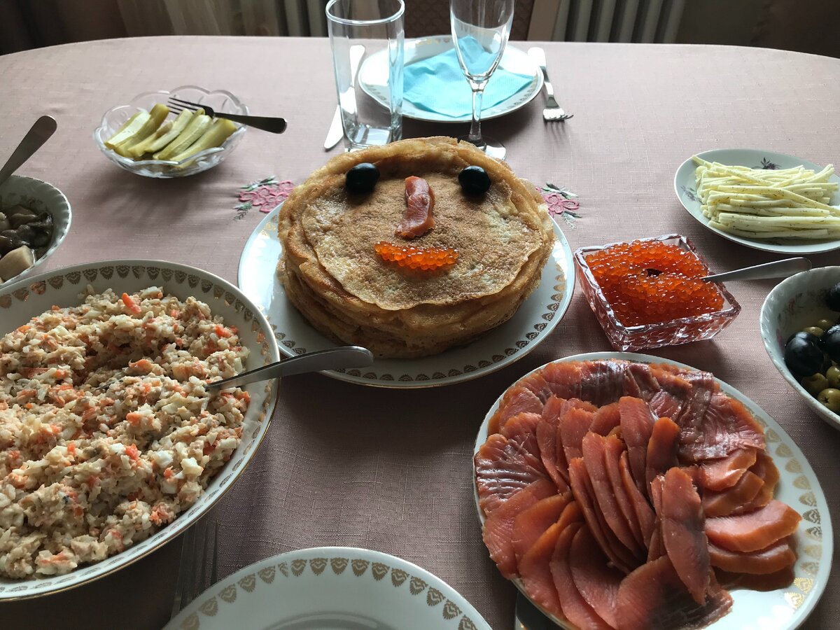 Праздничный стол готов... Фото автора