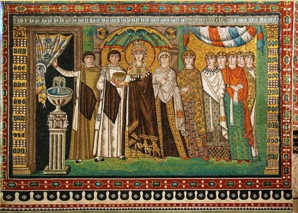 Мозаика Императрица Феодора со свитой в церкви Сан Витале 548 год нашей эры в городе Равенна Италия, празднуется 14 ноября, царевна Ольга Романова родилась 15 ноября 1895 года, я родилась 13 ноября 1963 года