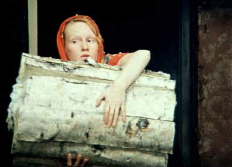 Татьяна Кузнецова в роли кухарки в "Не может быть!"