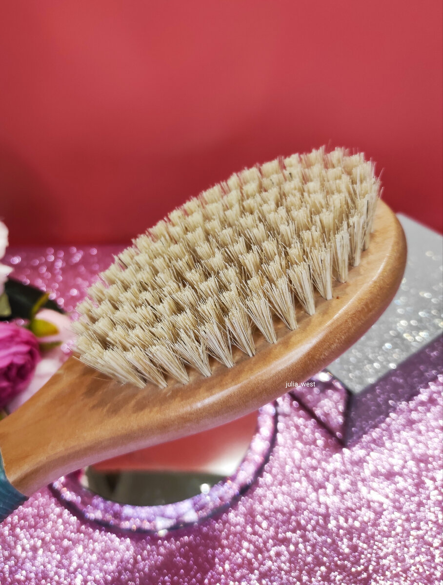 Щетинки средней жесткости.