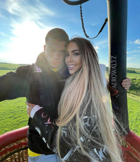 Илья Семин и Алена Рапунцель (фото из Instagram) 