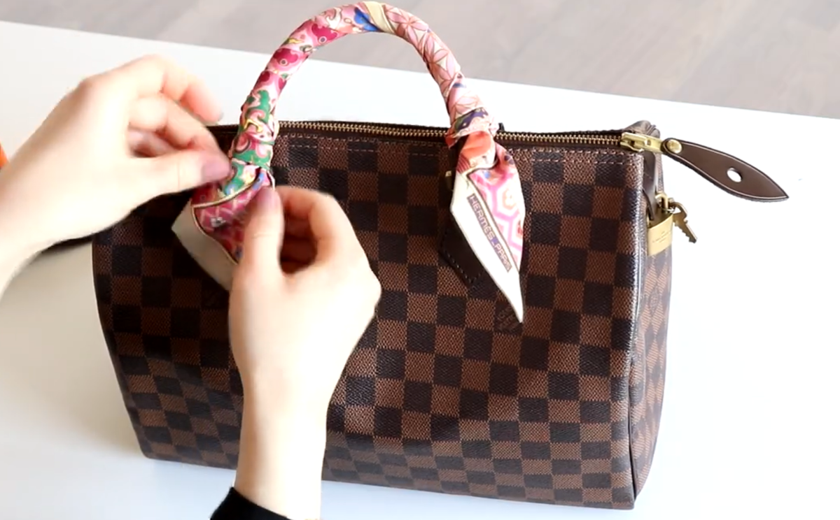 Твилли на ручке сумки