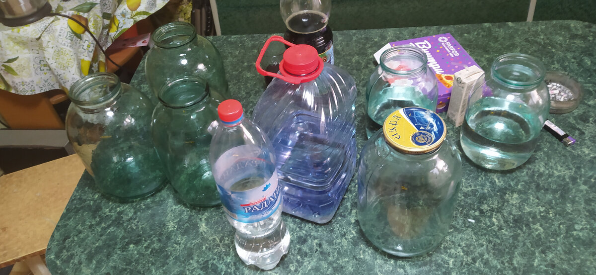 Спирт 95% ещё не разведённый ну и тара для настоек 