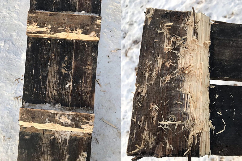    Повреждены деревянные ступеньки на трамплине, качели. Вероятнее всего, это сделала какая-то собака под руководством хозяина, считают собачники.