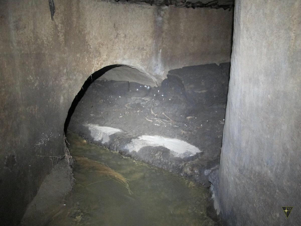 Подземный ручей в Лианозово. Почему в нём так много затворов?