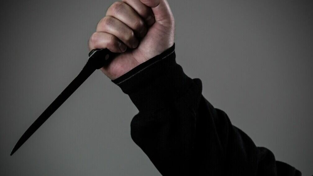     В Пряжинском районе совершено жестокое убийство – мужчина до смерти забил своего знакомого, сообщают в республиканской прокуратуре.