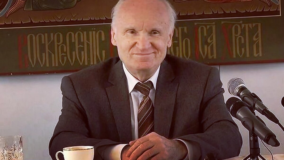 Алексей Ильич Осипов — учёный-богослов, педагог и публицист, доктор богословия, заслуженный профессор Московской духовной академии, апологет, проповедник, писатель, православный катехизатор.