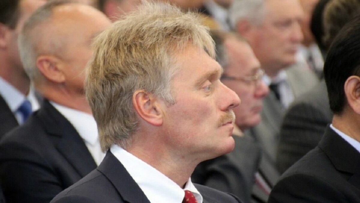     Пресс-секретарь президента РФ Дмитрий Песков (на фото) прокомментировал решение депутатов Госсовета Татарстана переименовать должность президента республики в раиса. Представитель Кремля подчеркнул, что к инициативе законодательного органа можно относится с уважением.