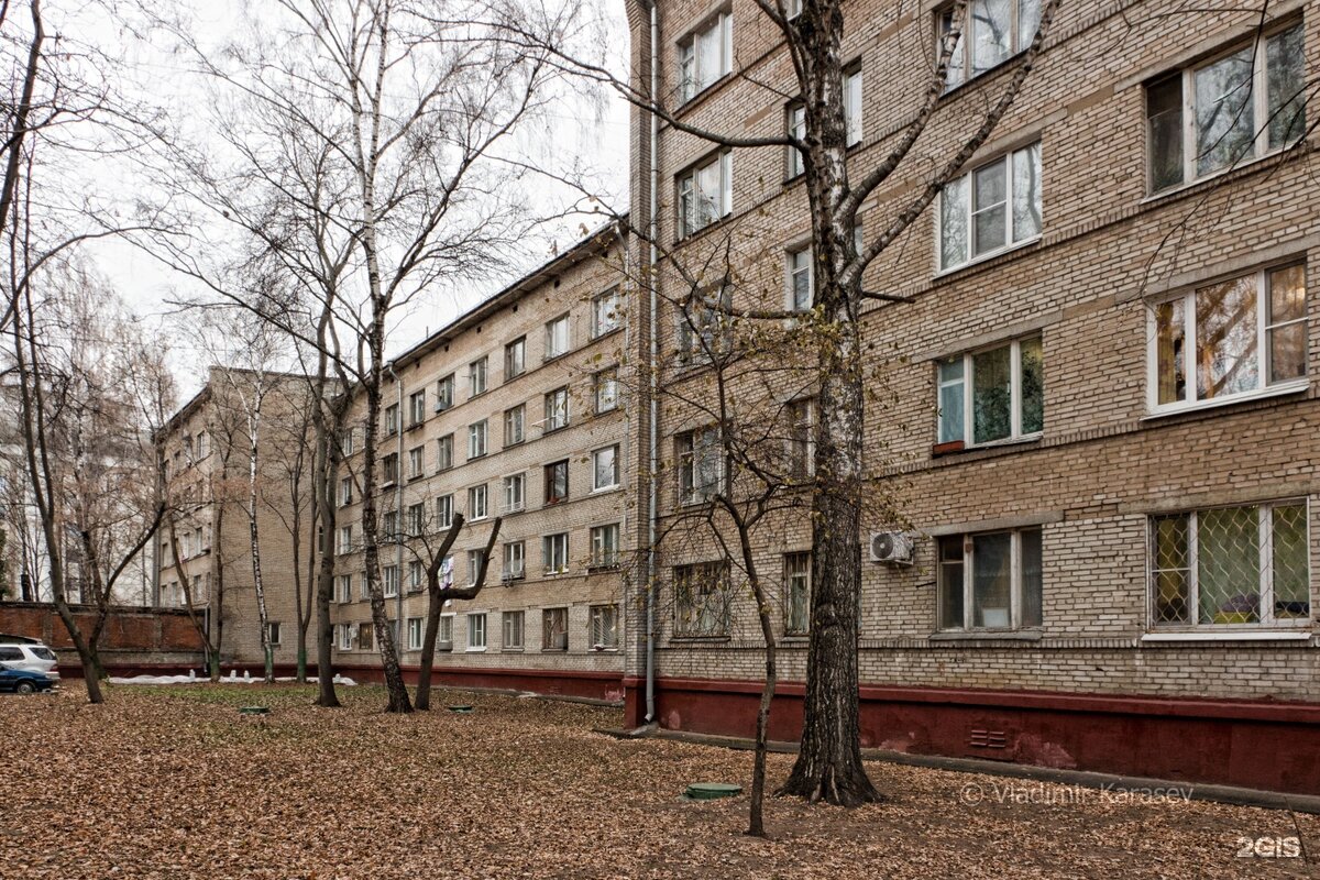 В Южном Тушине обновили фасад здания 1960-х годов