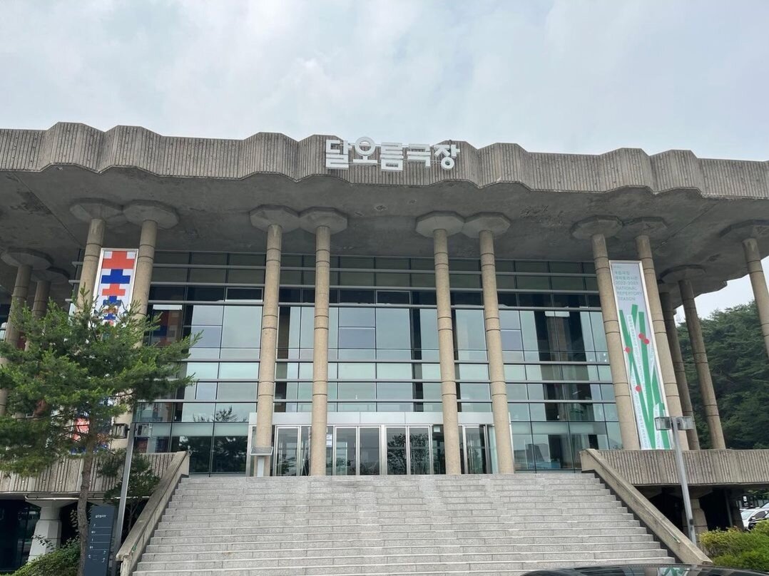 Здание галерeи. Фото из свободных источников.