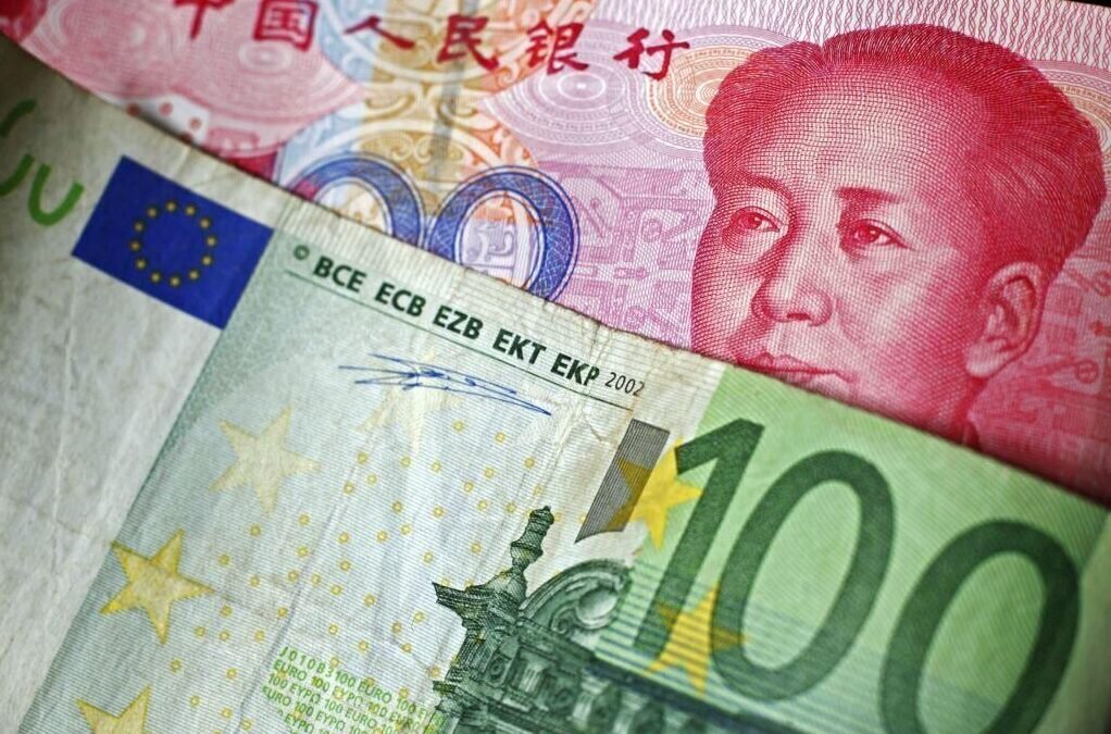 Юань евро. Доллар евро юань. Китайские евро. Китайский юань евро.