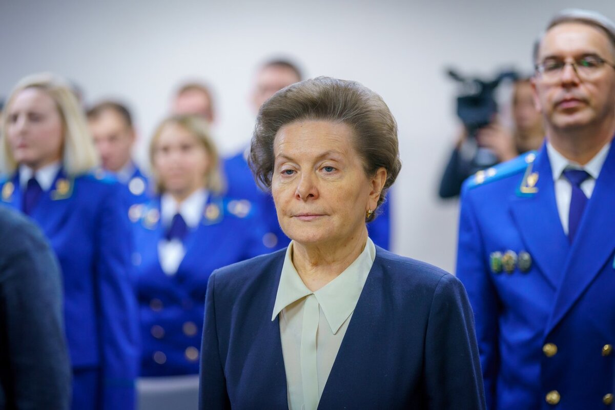    Наталья Комарова: «Окружная прокуратура надежно защищает права и интересы югорчан»