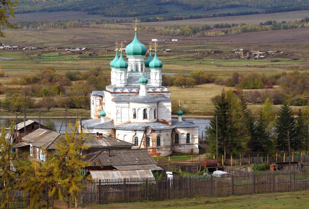 Воскресенский храм в Верхоленске. Фото из открытых источников Яндекс.Картинки