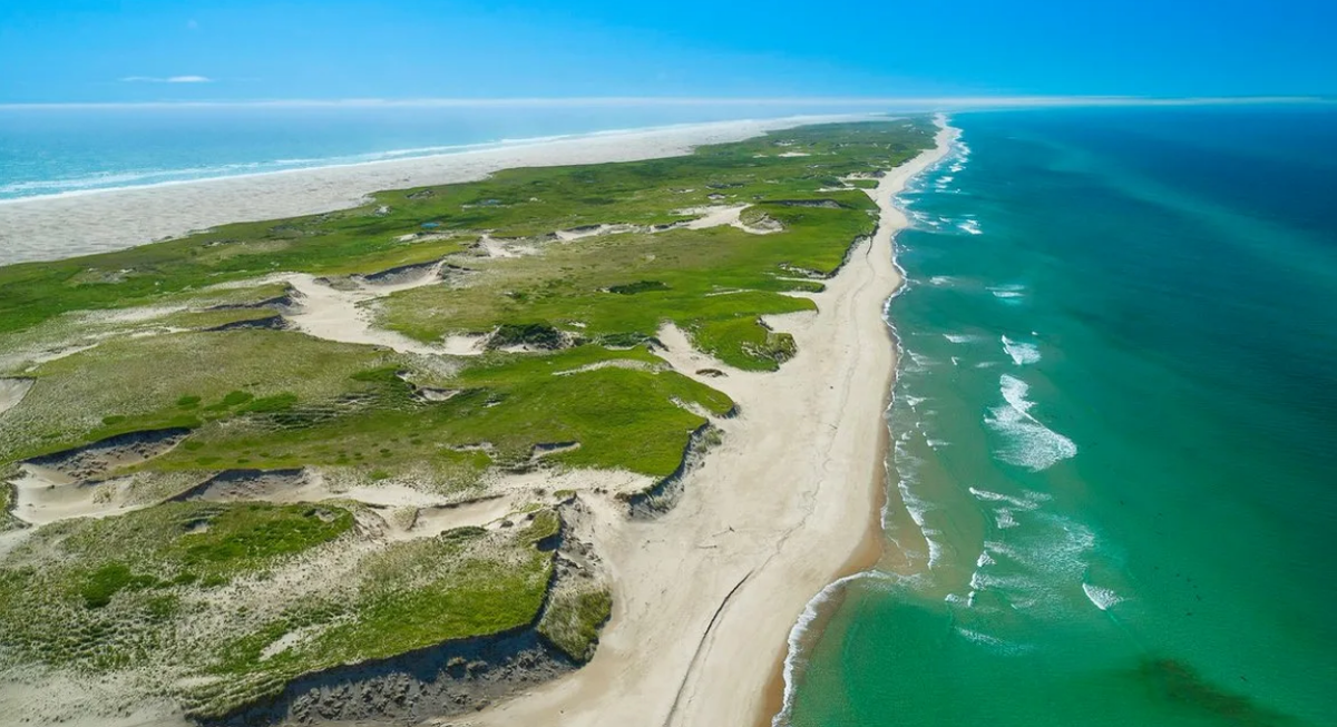 остров сейбл канада. маяк на острове сейбл. кладбище атлантики. атлантический океан. кладбище атлантики», остров сейбл.