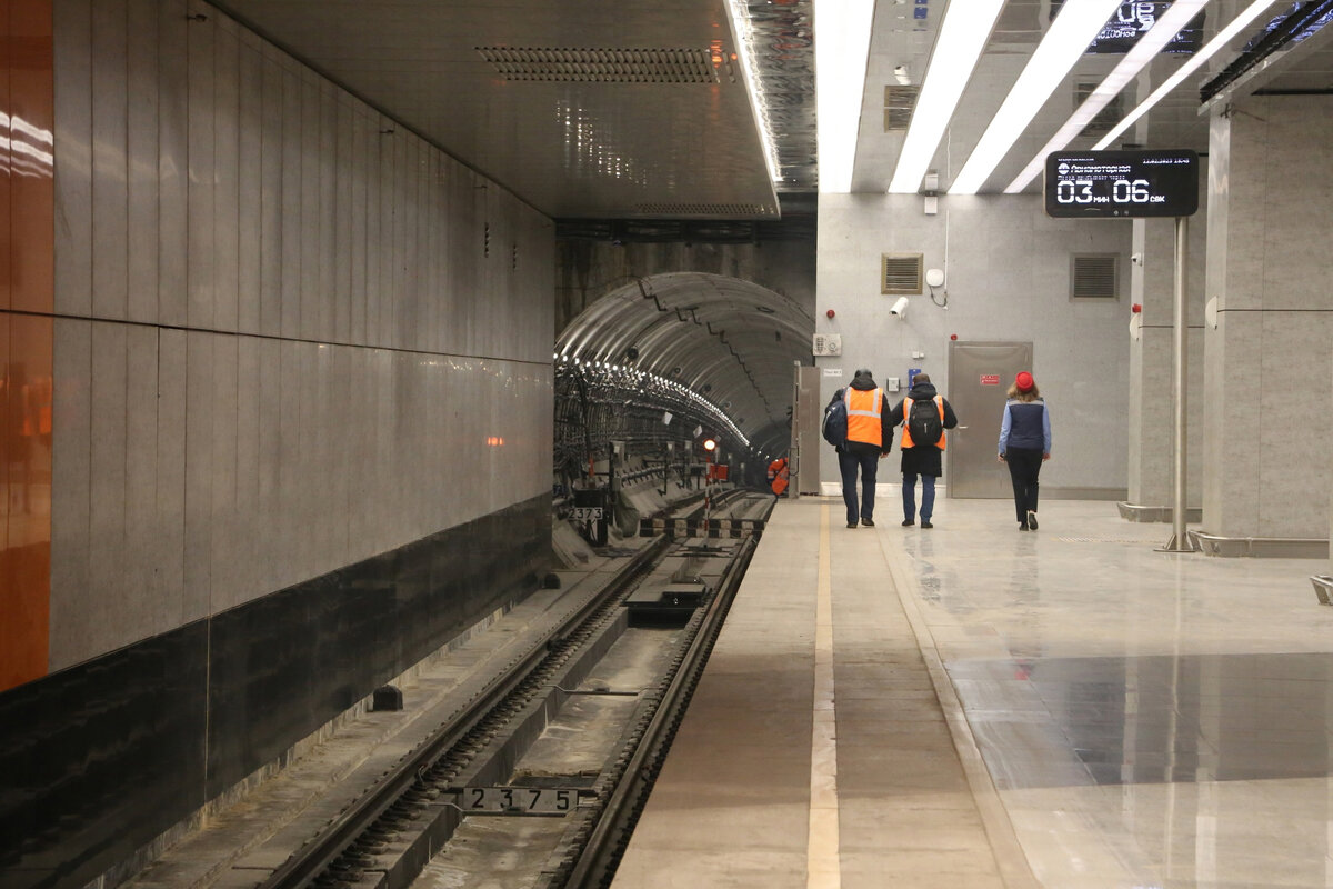 Открытые станции метро в москве сегодня. Станция метро. Поезд метро. Метрополитен Москвы. Открытие станций метро.