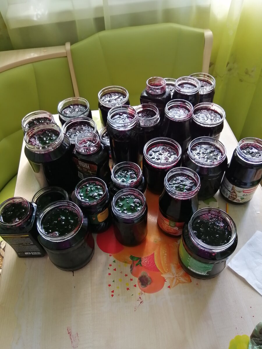 "готовь сани летом" - не зря давным давно это приметили, сейчас самое главное позаботится о своих вкусных вечерах зимой