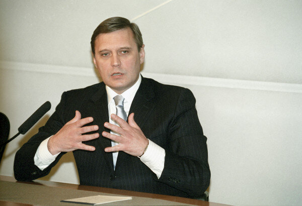 Премьер министр 1990