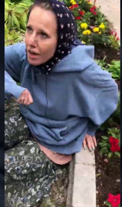 Собчак избили в ресторане. Ксению собчак избили в ресторане. Собчак избили в ресторане. Собчак избили. Собчак избили в ресторане.