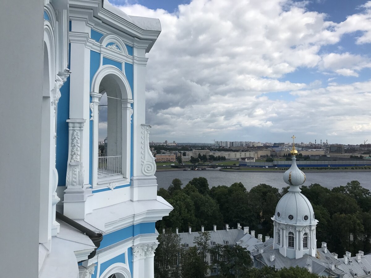 звонница смольного собора. невский проспект исаакиевский собор. думская башня смотровая площадка. смотровая площадка санкт петербурга режим работы. вид с колоннады исаакиевского собора в санкт-петербурге.