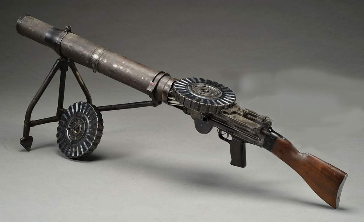 пулемёт льюиса 1915. пулемёт льюиса 1915. пулемет льюиса. пулемет lewis 1915. пулемёт льюис м20.