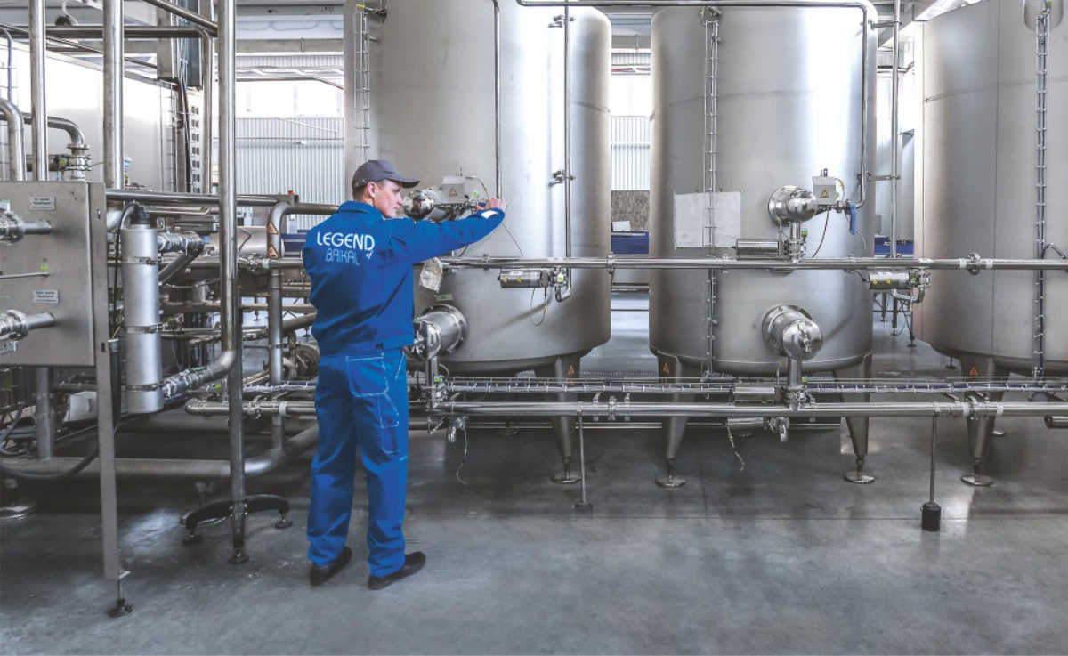 Можно ли добывать воду из Байкала, не нанося ему вред? Рассказываем, как это удается бренду Legend of Baikal