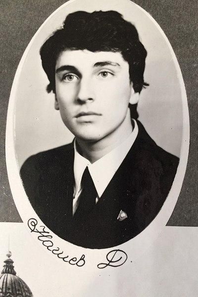 С чего начинал Дмитрий Нагиев: мастер спорта по дзюдо; фарцовщик; дедовщина; роль чеченского полевого командира2