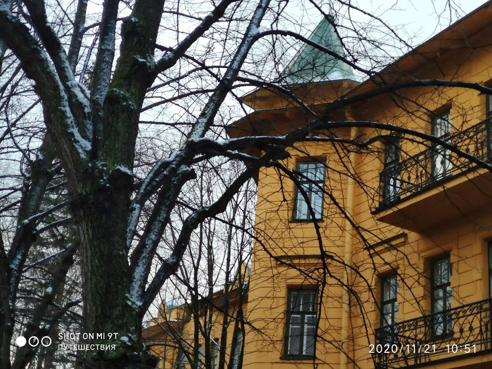 Петербург.  Политехническая 32. Фото автора (листайте галерею)