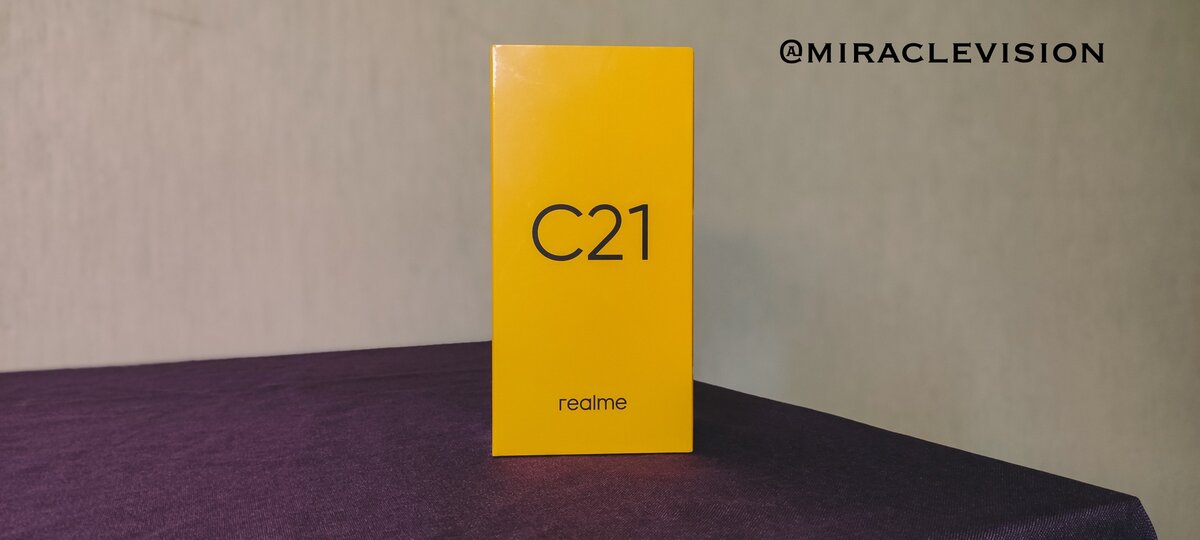 Телефон realme c21 y. РЕАЛМИ с21 коробка. Realme c21 черный. РЕАЛМИ c21 цена. Realme c 21c коробка.