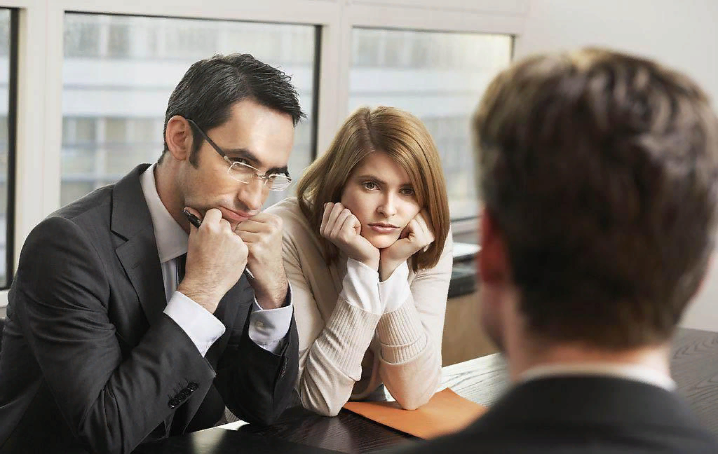 Глаза ребенка. Лица в неодушевленных предметах. Вижу предметы больше. Тигр мем. Коллаж предметы.