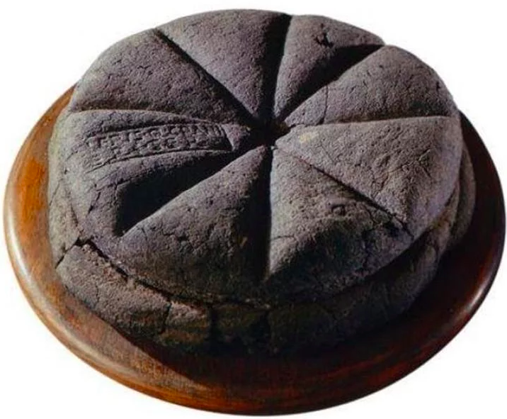 2000 лет назад, 24 августа 79 года, в римском городе Помпеи пекарь, как обычно по утрам, пожил в печь несколько буханок, но извержение Везувия погребло его пекарню под толстым слоем пепла, который заполонил и каменные печи, сохранив для потомков буханку хлеба в нетронутом виде.