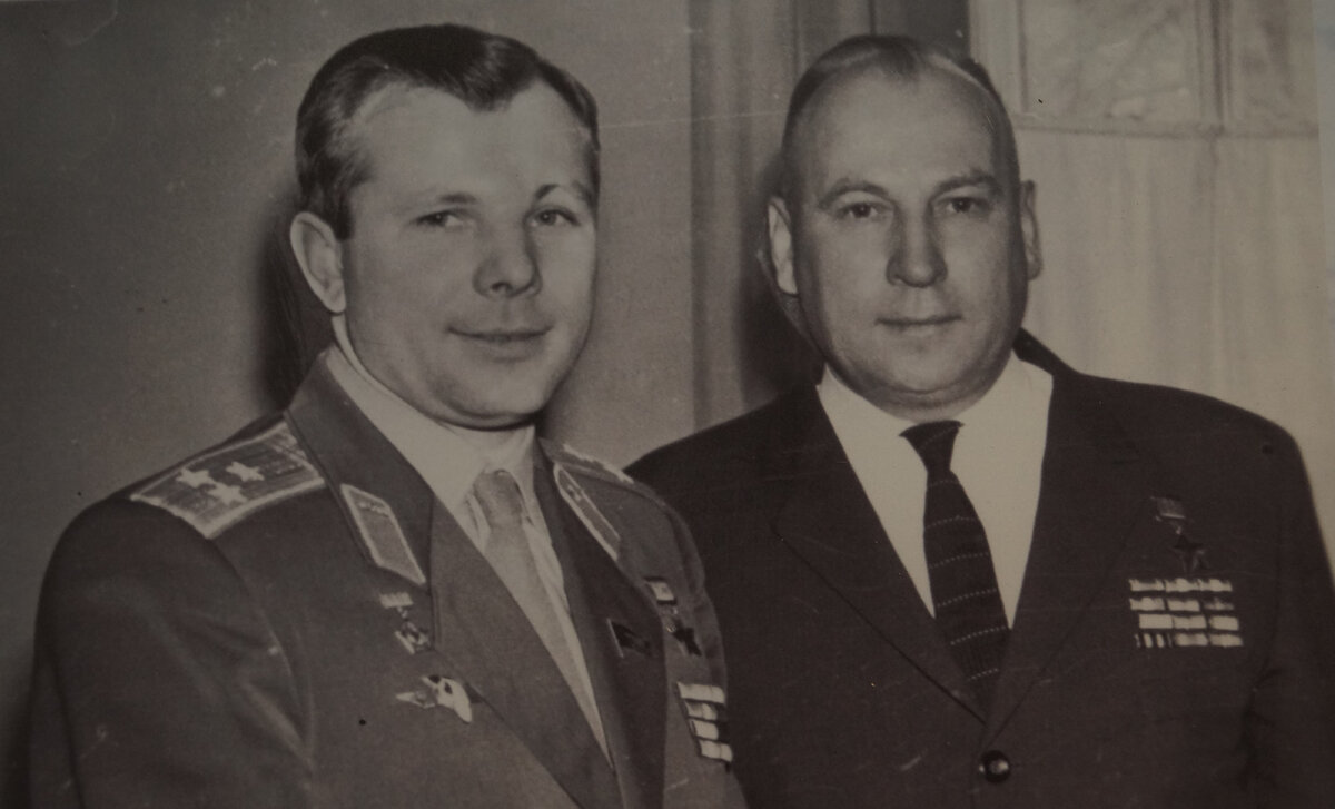 Гагарин и Сафронов. Фото из фондов музея-заповедника "Сталинградская битва"