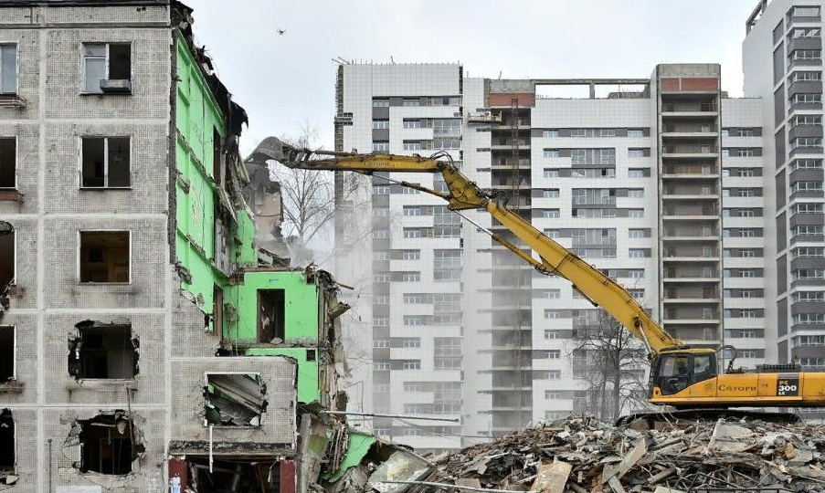 Документы для переселения из аварийного жилья. Порядок переселения из аварийного жилья собственников. Противостояние выселения из старого дома. Дом признан аварийным и подлежащим сносу. Порядок переселения из аварийного жилья собственников.