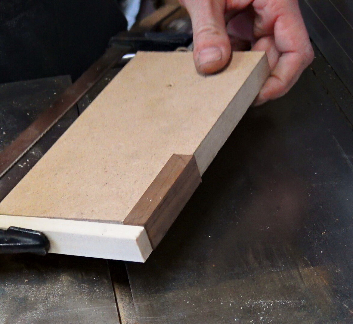 Кондуктор для фрезерования мелких деталей