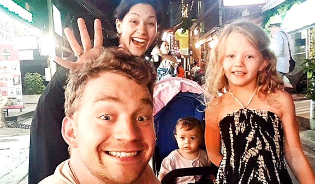 Актер Алексей Демидов с семьей