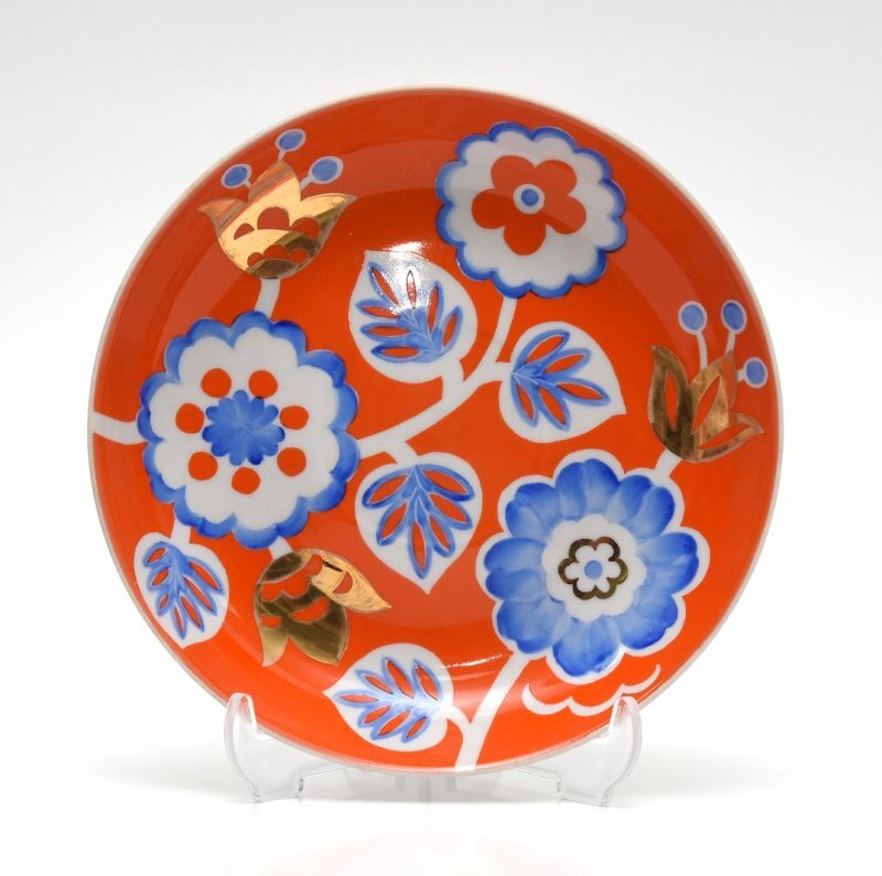 Мария Саломасова. Тарелка «Русский узор». 1972. Дулёво. Диаметр 16,8 см. Тверская областная картинная галерея / Д-2666. Госкаталог: 30578407. Источник: goskatalog.ru