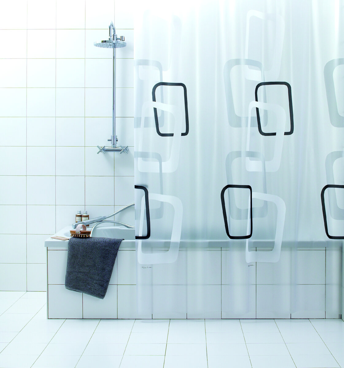 Штора д/ванн 180х200 ПВХ Quadry nero