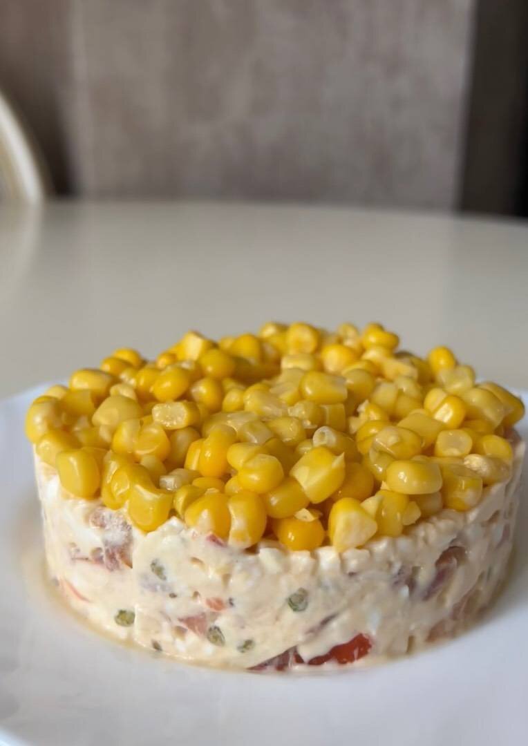 Блинный торт с семгой и творожным сыром — рецепт с фото пошагово