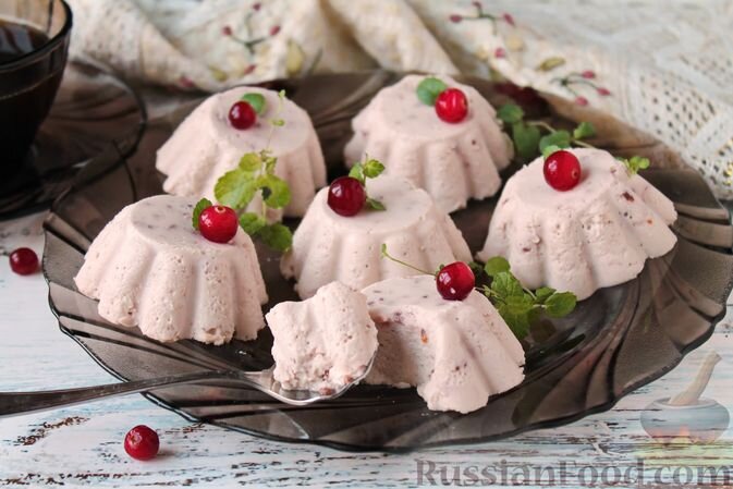 Десерт из желатина и варенья
