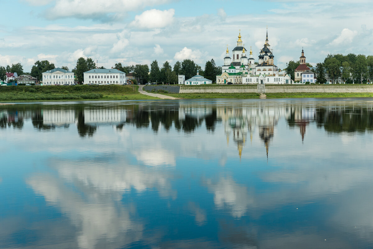 Река в великом устюге