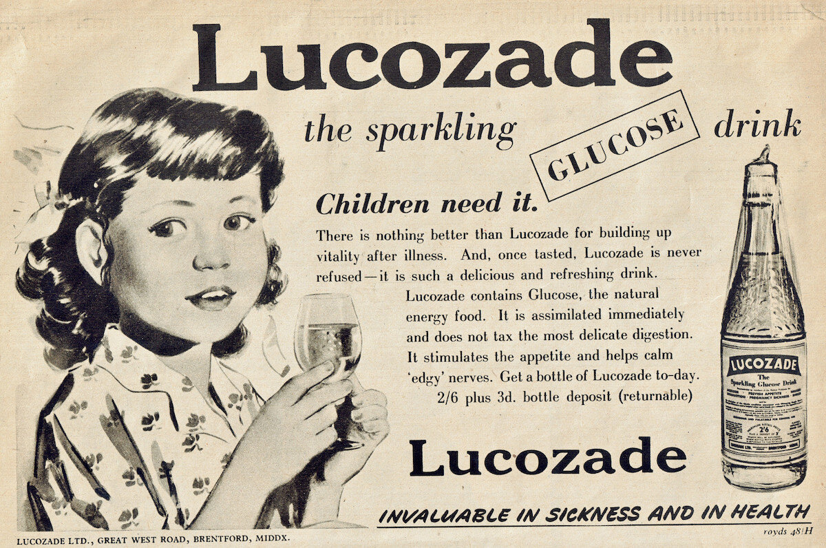           В 1938 году был переименован в Lucozade и был запущен на продажу в аптеки.