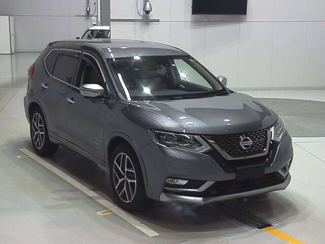 Nissan X-Trail. Фото с аукциона Японии