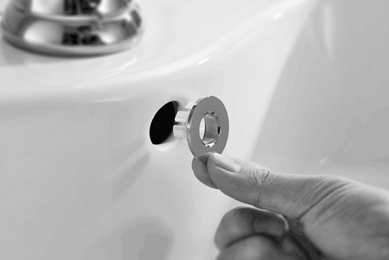 Обрамление перелива для раковины