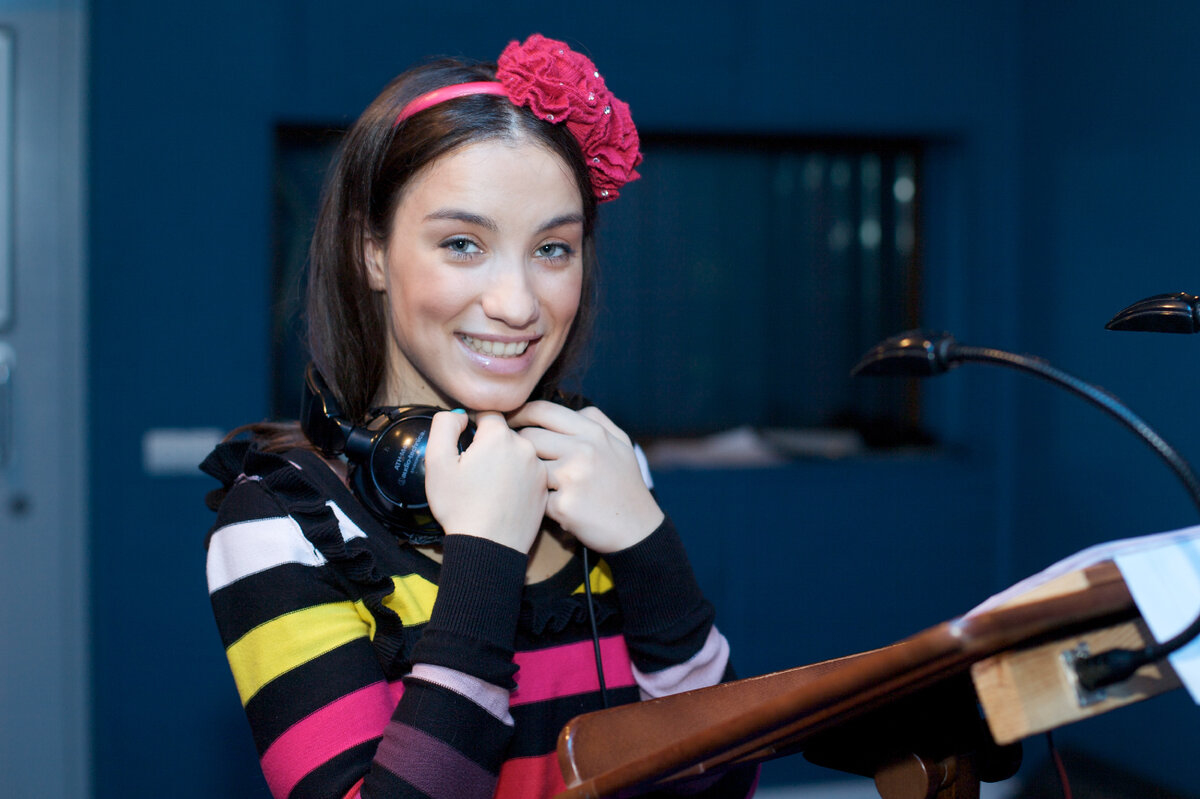 Небо дарит тепло рапунцель. Рапунцель фрагменты из мультика. Вика дайнеко рапунцель. Героини мультфильмов блондинки. Кто озвучивает рапунцель запутанная.