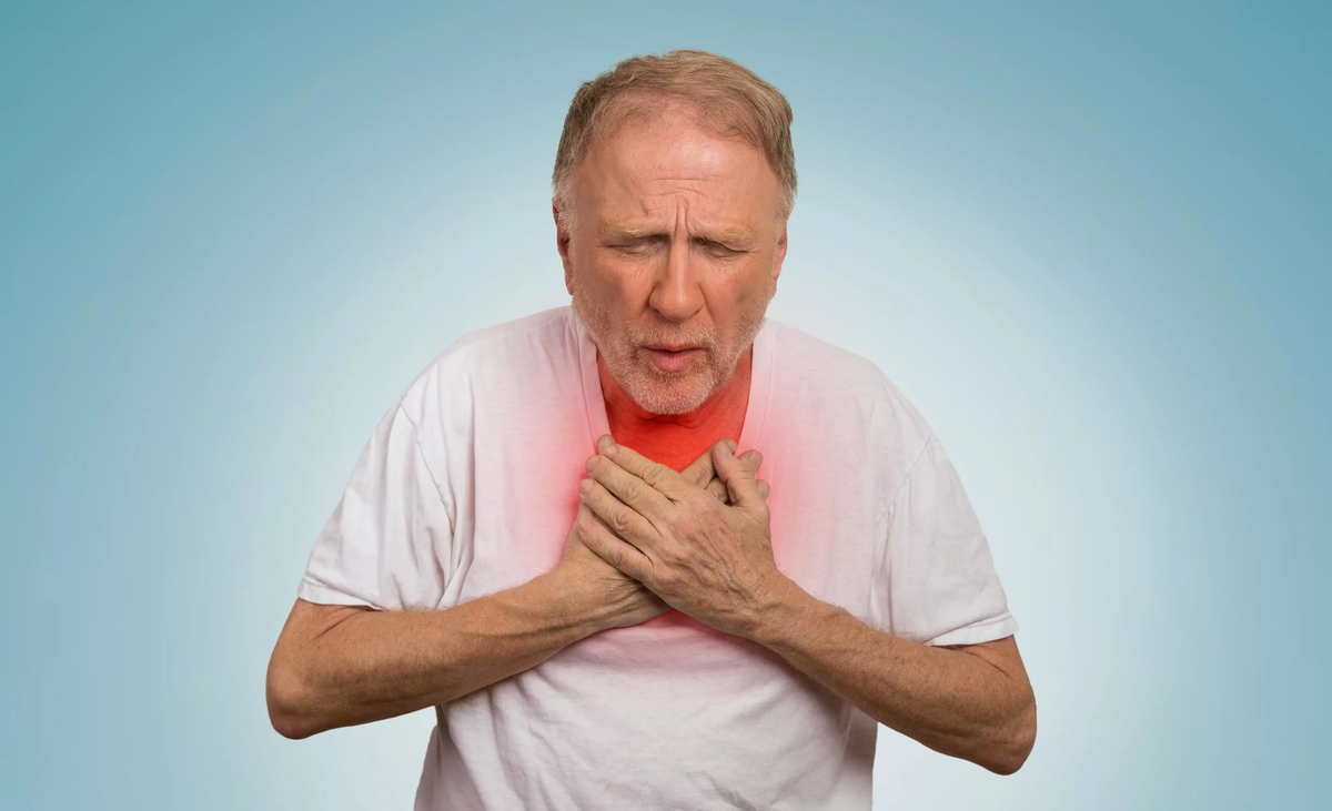 У меня болит в груди: в чем причины, когда это аритмия, инфаркт, язва или воспаление легких? | О здоровье: с медицинского на русский | Дзен