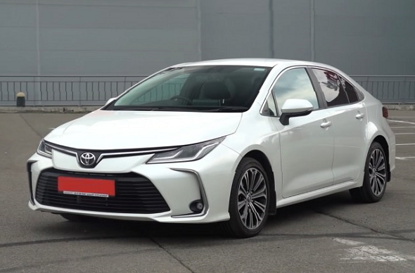 Тойота Королла : Обзор, Комплектации, Новые технологии