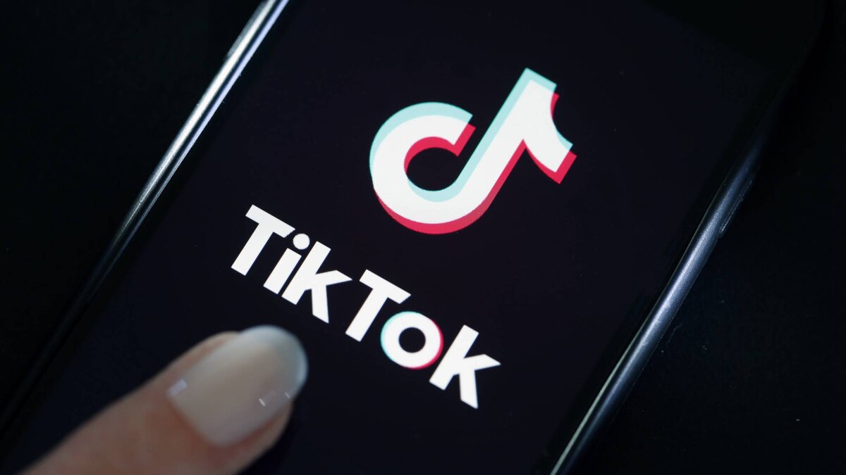 Как TikTok шпионит за каждым пользователем. Такого даже Instagram себе не  позволяет | Никита Кузнецов | Дзен