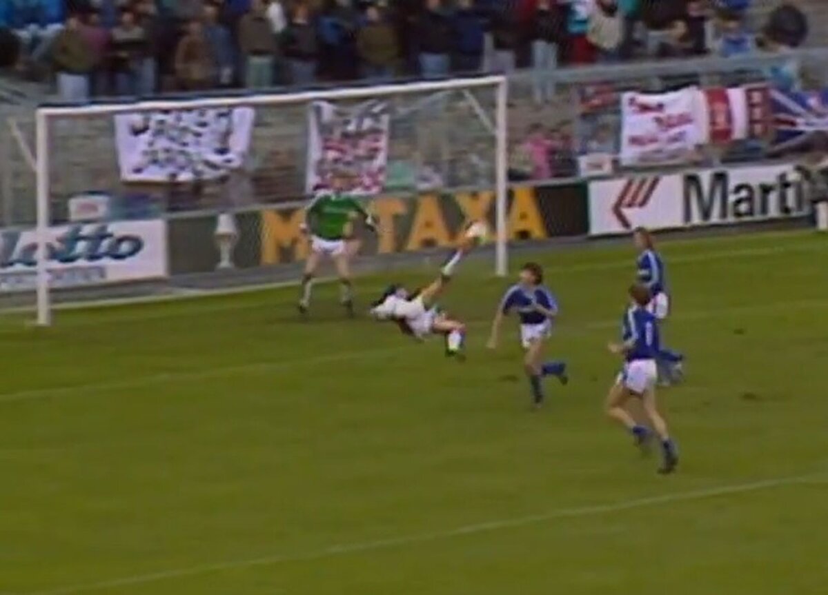 Марко ван Бастен.