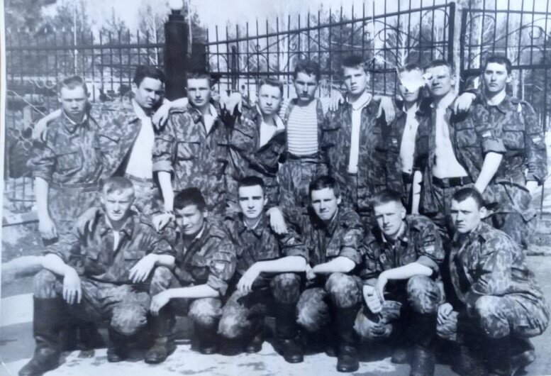 В/Ч 25642, ныне расформированная. Моя 2-я рота. Все разные, а служба одна.